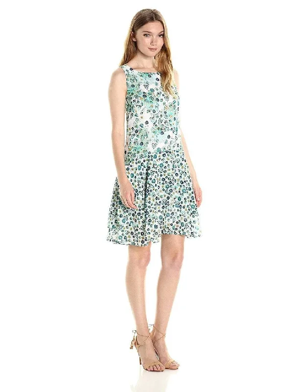 Sleeveless Dress With PatternsDonna Morgan -Floral Printed Sleeveless Dress D5166MSC