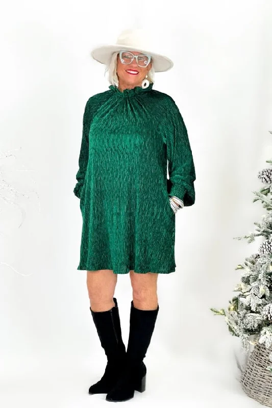 Formal Long Sleeves Cocktail GownGreen Velvet High Neck Long Sleeve Dress