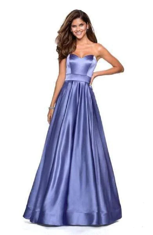 Formal Dress for Theme Park EventsLa Femme - 27506 Strapless Sweetheart Metallic Empire Gown