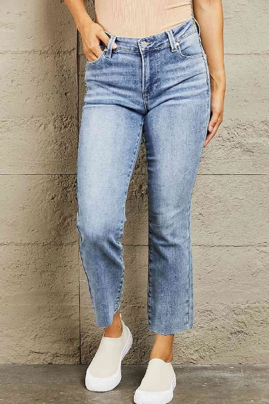 women's denim jeans for curvy womenBAYEAS Mid Rise Cropped Slim Jeans