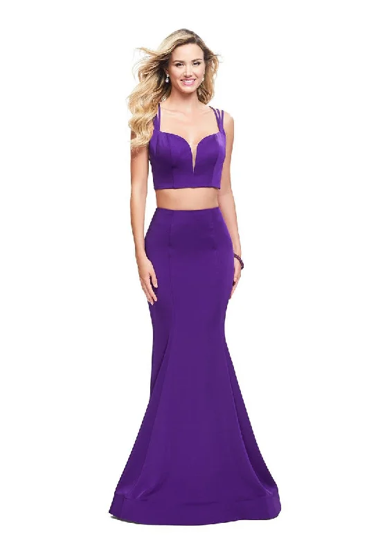 Formal Dress Rental ServicesLa Femme - 25553 Two Piece Sweetheart Mermaid Gown