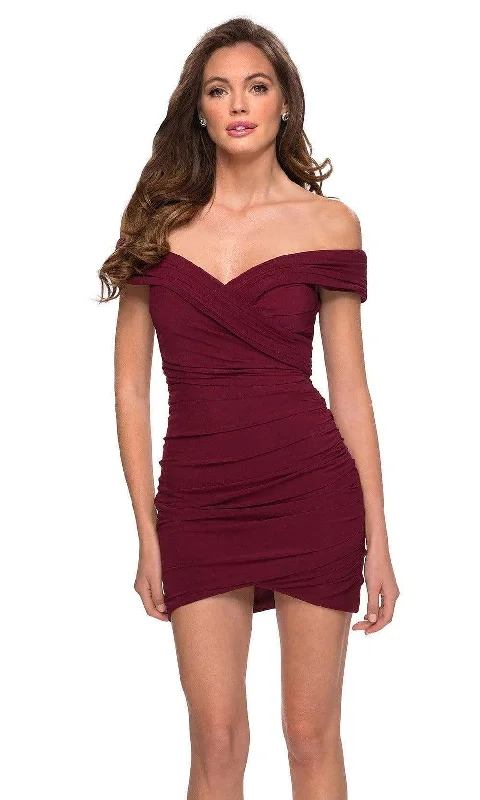 A-line party dressesLa Femme - 29486 Ruched Off Shoulder Sheath Homecoming Dress