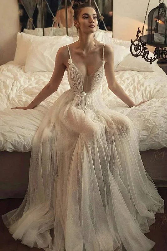 statement wedding dressesBeaded Tulle Skirt Spaghetti Straps Long Wedding Gowns Beach A-line Illusion Women Bridal Dress OKW50