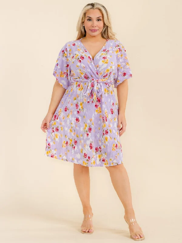 chic midi dressesPLUS SIZE SHORT SLEEVE SURPLICE SELF TIE FLORAL MIDI DRESS