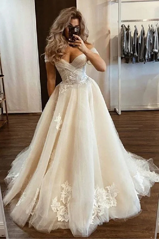 organza wedding dressesOff The Shoulder Lace Sweetheart Tulle Applique Wedding Dress Puffy Ball Gowns OKV34