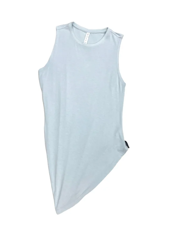 women's tops for those who want to create outfits that reflect their personal style and sense of fashionTop Sleeveless By Athleta  Size: M