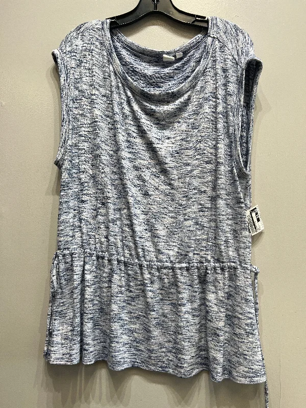 cozy women's tops for fall and winterTop Sleeveless By Gap  Size: Xl